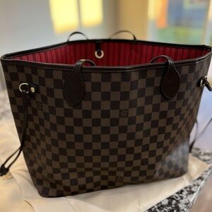 Louis Vuitton Neverfull MM - LIKE NEW